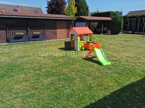 MAISON INDIVIDUELLE SEMI PLAIN PIED 3 CHAMBRES GARAGE JARDIN