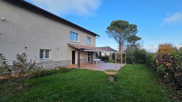 Vente Maison à Leojac, de type 4 avec garage en sous sol et jardin