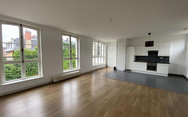 Appartement à louer    2 pièces •  Arras