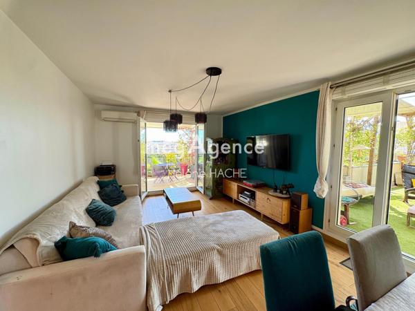 Appartement à NICE, 06300 - 4 pièces 82m²