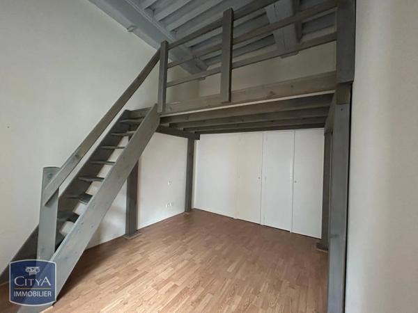 Appartement à louer 3 pièces 102.3m² Dijon (21000)