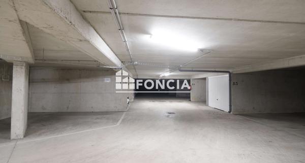 À vendre Parking 12.5 m² - Melun 77000