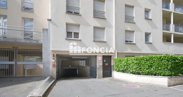 À vendre Parking 12.5 m² - Melun 77000