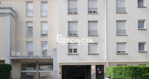 À vendre Parking 12.5 m² - Melun 77000