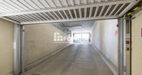 À vendre Parking 12.5 m² - Melun 77000