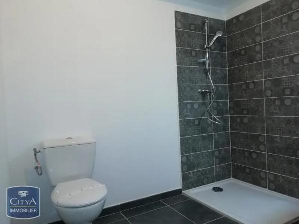 Appartement à louer 1 pièce 33.92m² Fréjus (83600)