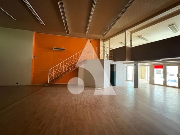 Local commercial 700 m2