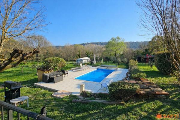 Propriété de charme avec 2 habitations, piscine et rivière