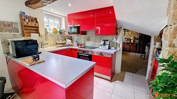 Propriété de charme avec 2 habitations, piscine et rivière