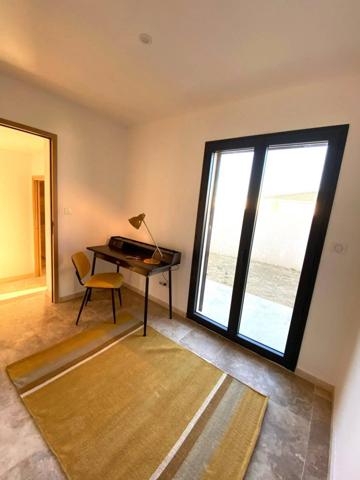 Villa individuelle proche de la mer avec piscine