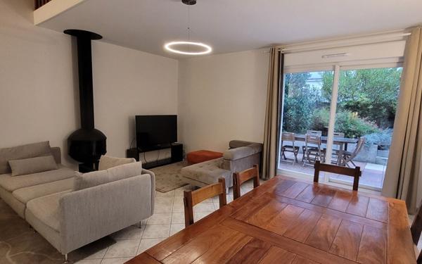 Maison à louer    5 pièces • 136,83 m2 Issy-les-Moulineaux