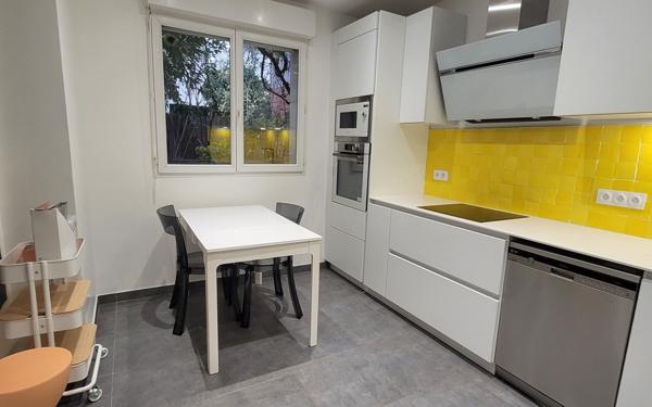 Maison à louer    5 pièces • 136,83 m2 Issy-les-Moulineaux