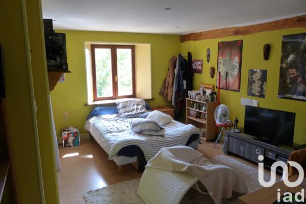Longère 5 pièces de 170 m² à Montignac (24290)