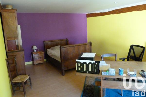 Longère 5 pièces de 170 m² à Montignac (24290)