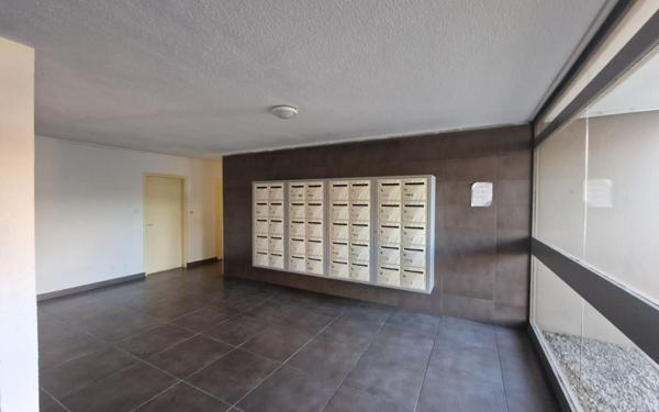 Appartement à vendre    1 pièce •  Perpignan
