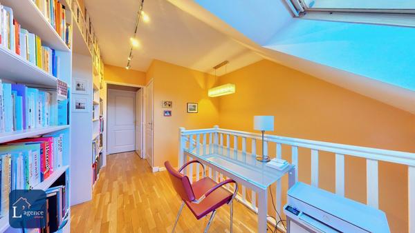 Appartement T3 Triplex Entrée indépendante Double balcon Garage double Ferney-Voltaire 01210