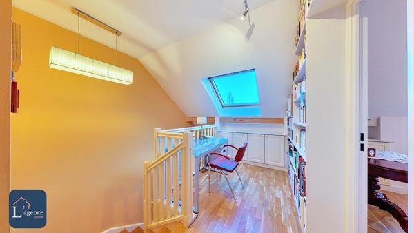 Appartement T3 Triplex Entrée indépendante Double balcon Garage double Ferney-Voltaire 01210