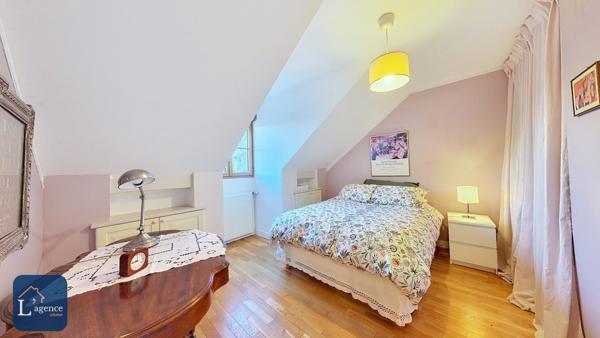 Appartement T3 Triplex Entrée indépendante Double balcon Garage double Ferney-Voltaire 01210