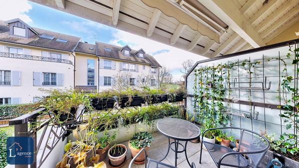 Appartement T3 Triplex Entrée indépendante Double balcon Garage double Ferney-Voltaire 01210