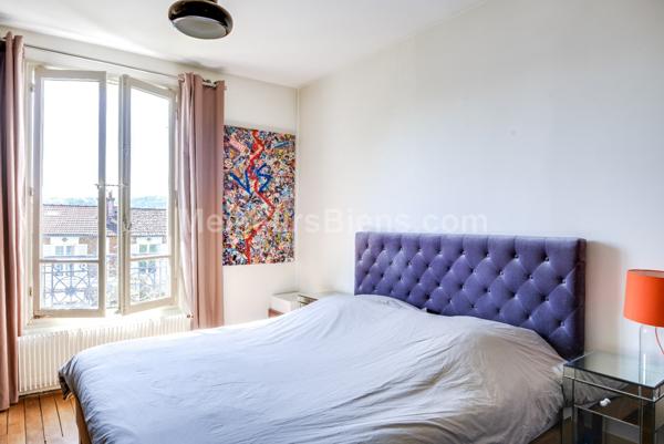 Exclusivité! RARE! Maison de charme avec possibilité d'extension.