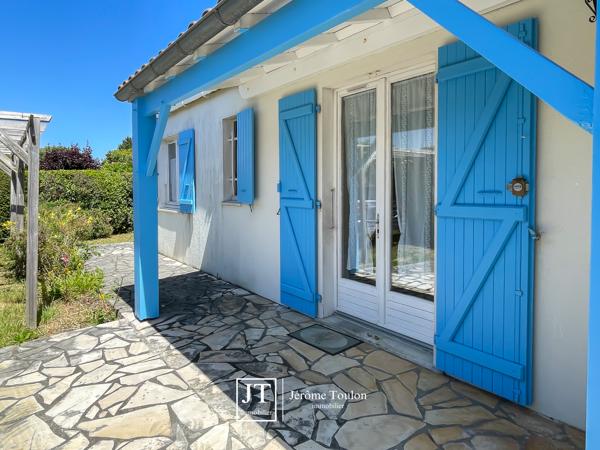 Maison
                                                                                                                                                                                                                                                                                                                        4 pièce(s)                                                                                                                                                                                                          3 chambre(s)                                                                                                                                                                                                          65  m²