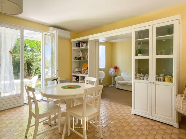 Maison
                                                                                                                                                                                                                                                                                                                        4 pièce(s)                                                                                                                                                                                                          3 chambre(s)                                                                                                                                                                                                          65  m²