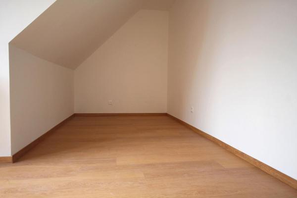 A LOUER : T3 à SECLIN • Place du Général de Gaulle - seclin • 885 € CC • Réf. 00476-001