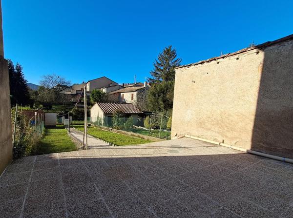 Jolie maisonette rénovée Gaillac centre avec jardin