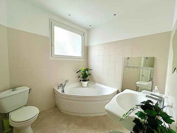 2 pièces 40m² Paris 19ème