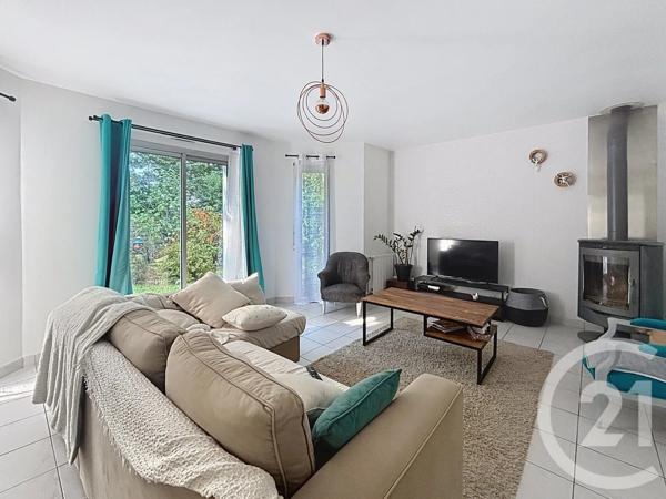 Maison à vendre  7 pièces - 135 m 2   LA CHAPELLE DES FOUGERETZ  - 35