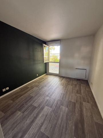 Appartement L Hay Les Roses 2 pièce(s) 50.73 m2