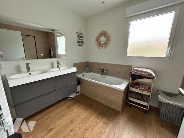 Belle maison de plain-pied à 400 mètres des commerces !