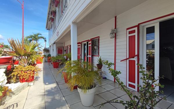 Immeuble à vendre    6 pièces •  Saint-Louis