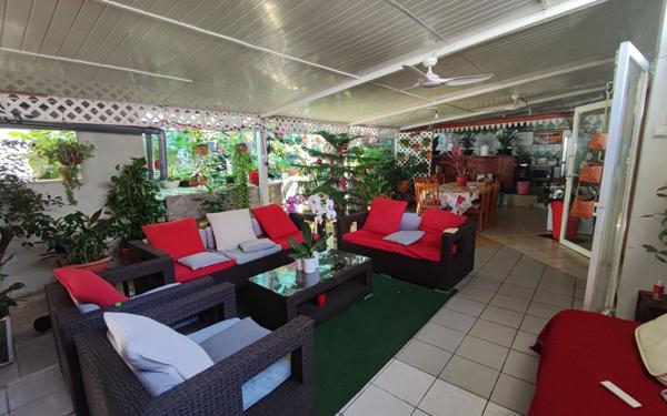 Immeuble à vendre    6 pièces •  Saint-Louis