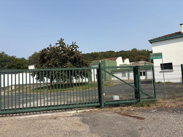 Ancien abattoir à fort potentiel de reconversion, secteur Albi Carmaux