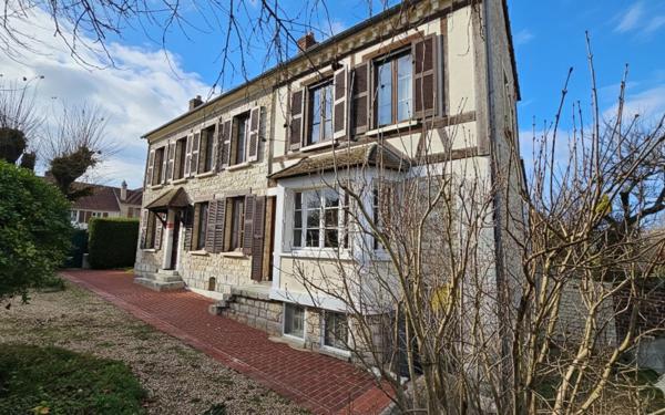 Maison à vendre    7 pièces • 202 m2 Vernon