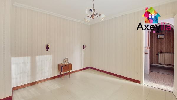 Pouilly-sous-Charlieu (42720) À VENDRE - POUILLY-S/S-CHARLIEU - MAISON 4 CHAMBRES AVEC JARDIN