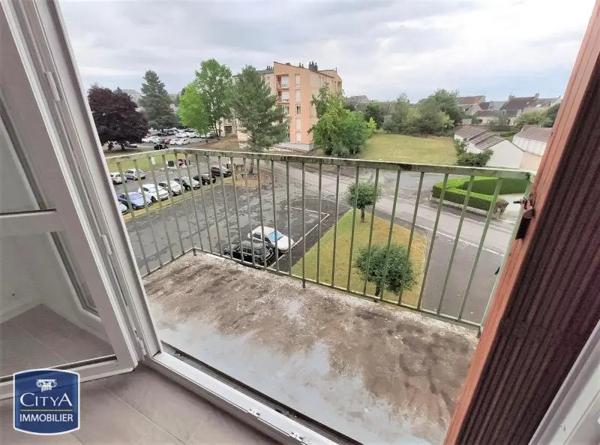 Appartement à louer 2 pièces 55.72m² La Souterraine (23300)