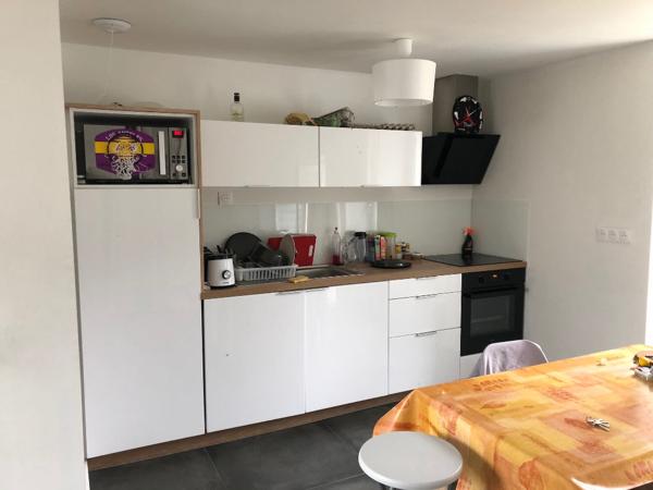 Studio à louer meublé centre d'Elven récemment rénové