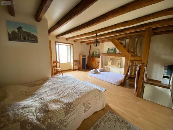 Maison à vendre à Roannes-Saint-Mary dans le Cantal (15220), ref : 15061-27