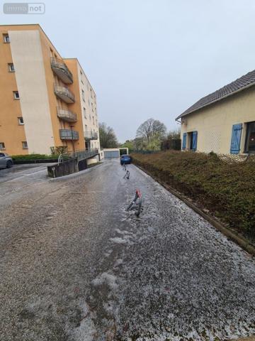 Garage - Parking à vendre à Besançon dans le Doubs (25000), ref : VS047-25014