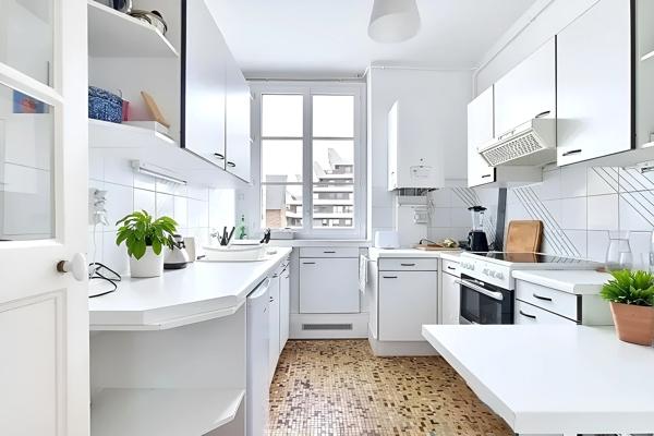 Appartement
         3 pièces
        - 63 m² Exclusivité 280 800 € *
