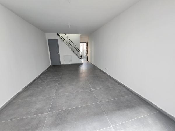 MAISON 3 CHAMBRES LIBRE DE SUITE / NON MEUBLEE