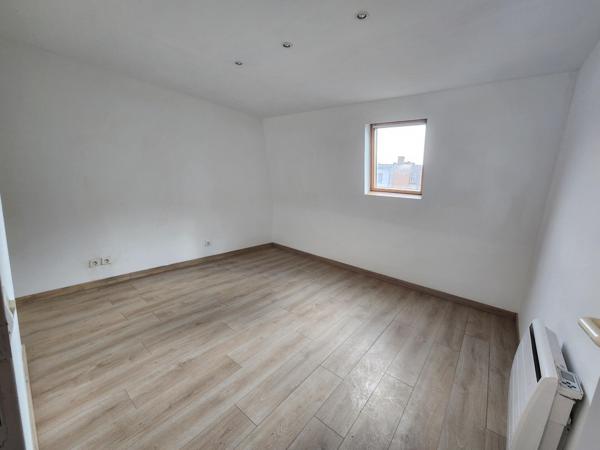 MAISON 3 CHAMBRES LIBRE DE SUITE / NON MEUBLEE