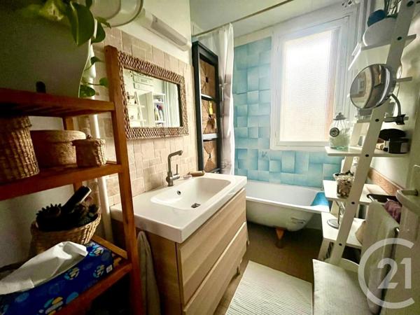 Appartement F3 à vendre  3 pièces - 59,25 m2 SEVRAN - 93