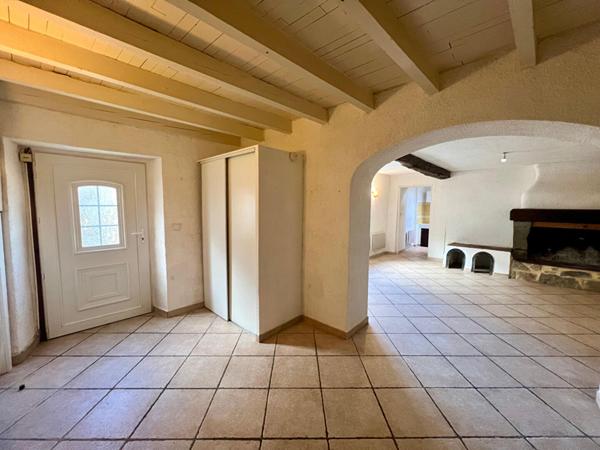 À louer - Maison de village à Palaja