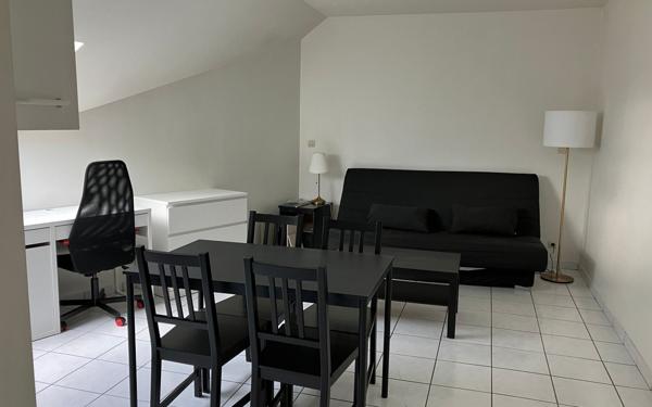 Appartement à louer    1 pièce •  Joué-lès-Tours