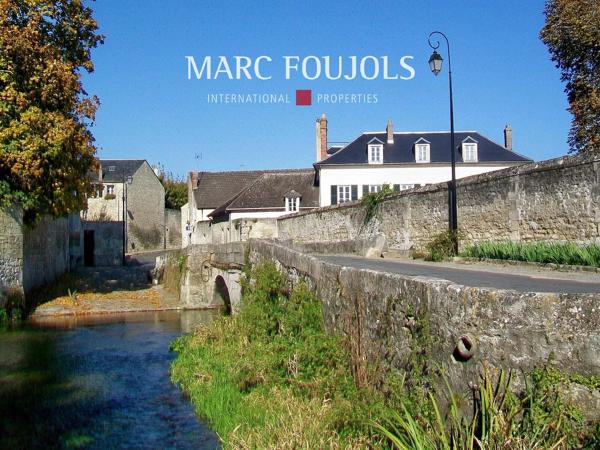 Proche Senlis – 3 pièces avec terrasse et jardin privatifs