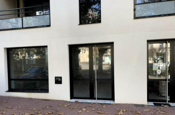 Bureaux Aizenay 65 m2 , Aizenay