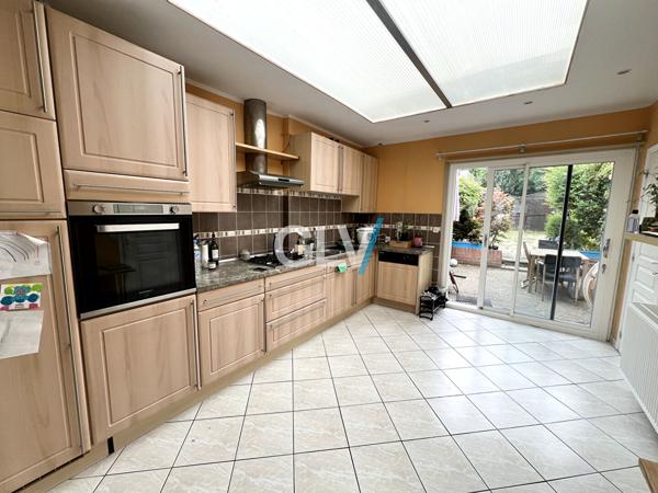 MAISON 1930 + JARDIN PROXIMITE METRO , Lille
